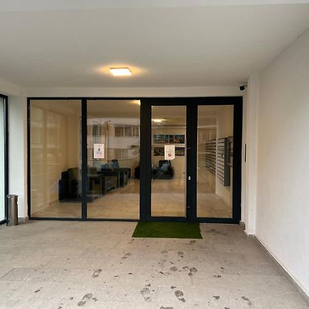 Dominic 2 Beds 1 Sofa Parking Pool Apartament By Alezzi Nord10 Apartment Navodari Bagian luar foto