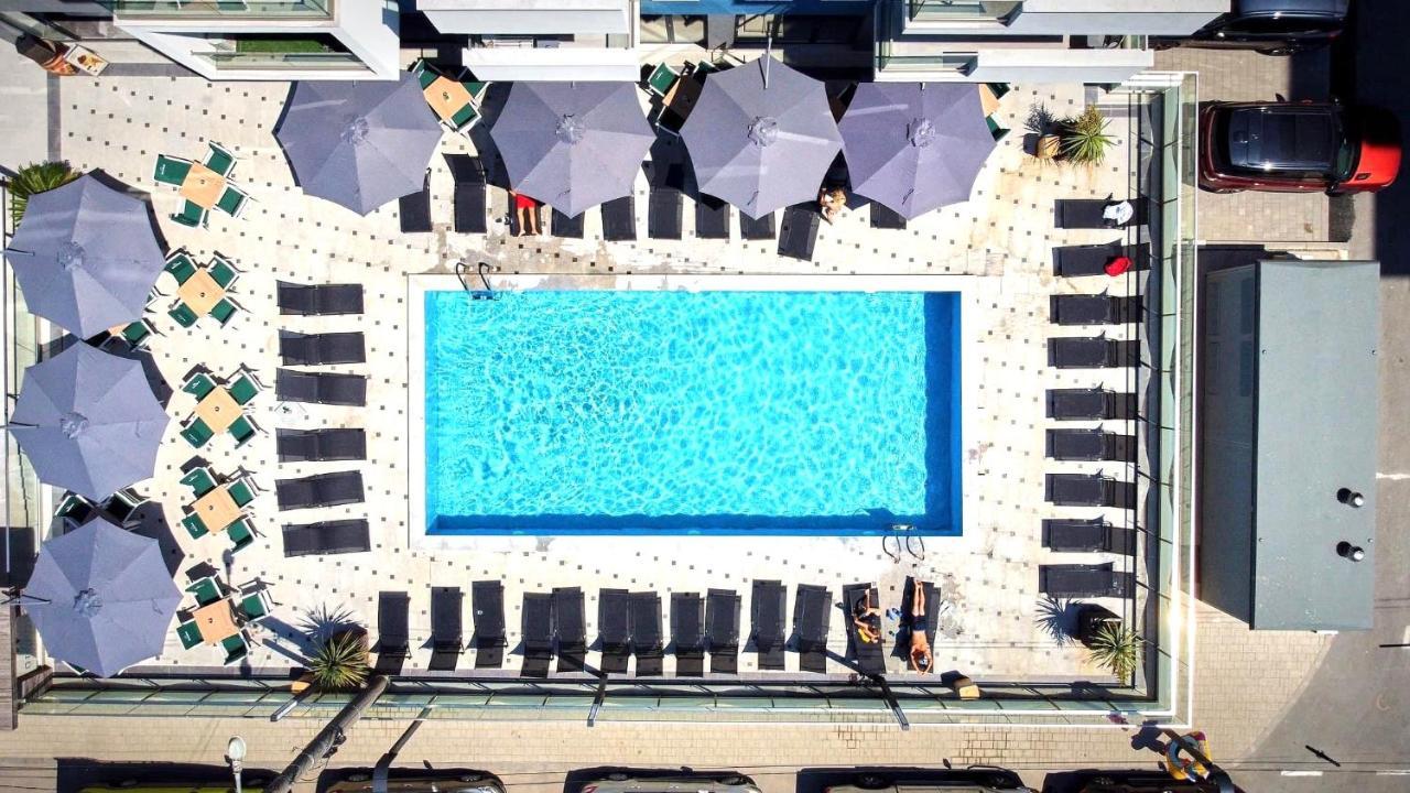 Dominic 2 Beds 1 Sofa Parking Pool Apartament By Alezzi Nord10 Apartment Navodari Bagian luar foto
