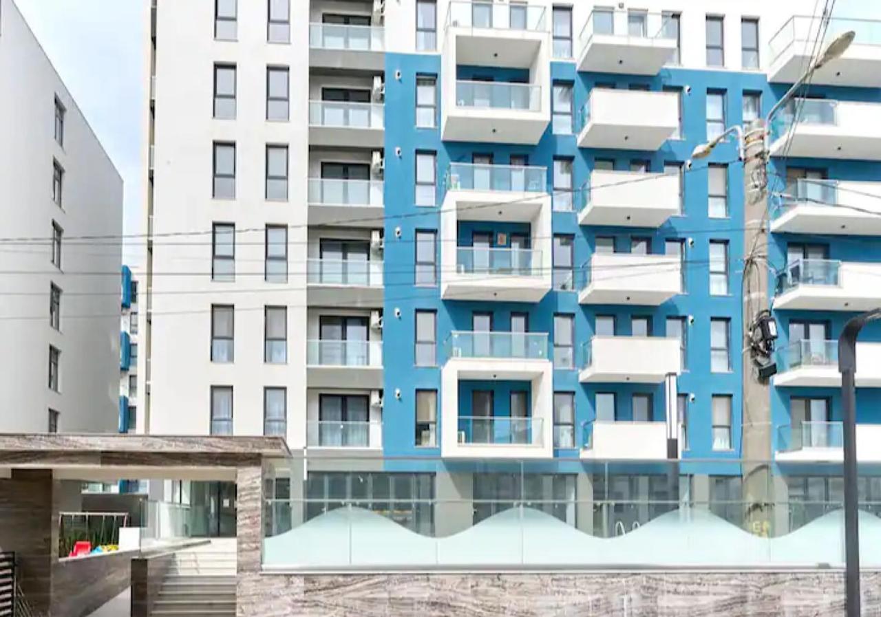 Dominic 2 Beds 1 Sofa Parking Pool Apartament By Alezzi Nord10 Apartment Navodari Bagian luar foto